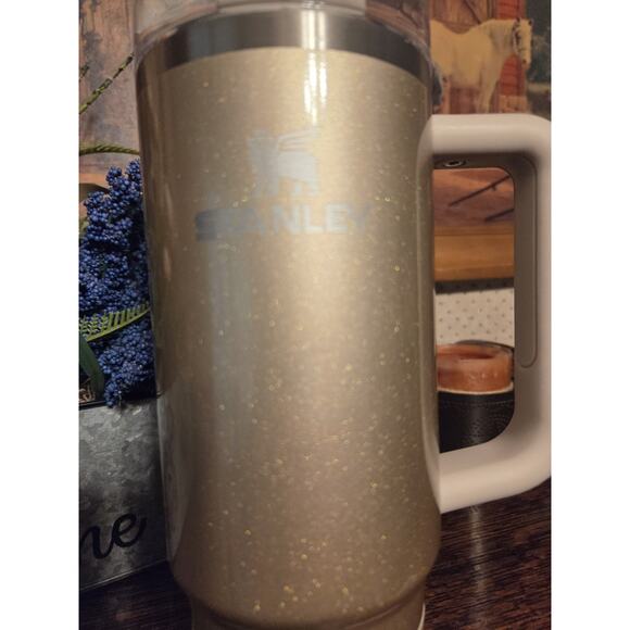 STANLEY X E.L.F. "HONEYTALKS" 30 OZ TUMBLER - Brand New! - Picture 2 of 11